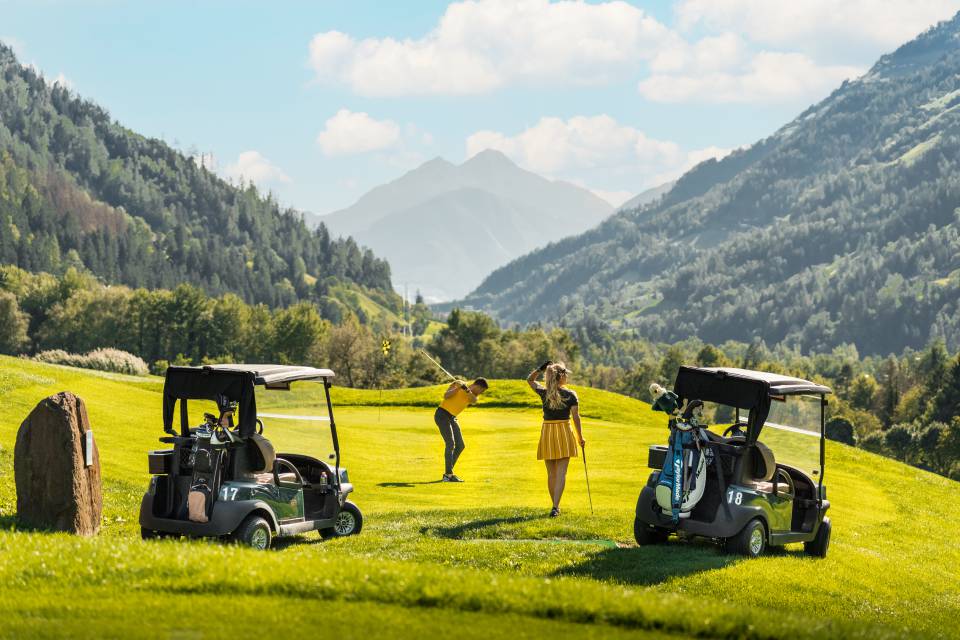 Golf shop at the Andreus Hotel: Everything you need for your game - Andreus Resorts